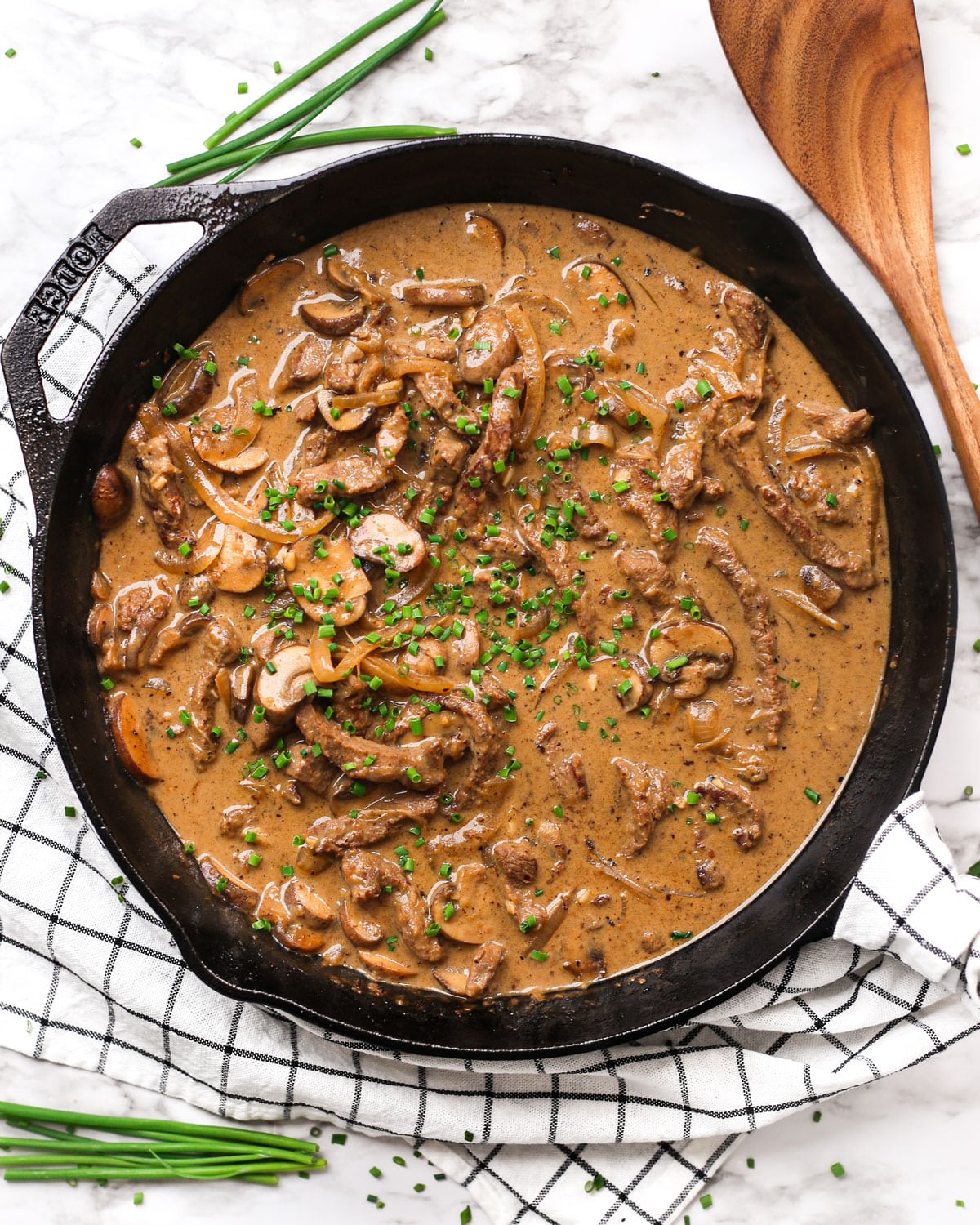 Mushroom Beef Stroganoff - بيف ستروجانوف مشروم